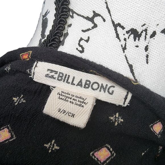 Billabong Women's Shirt Size small Blouse Black Button Up Crop Top boho chic - Picture 6 of 6